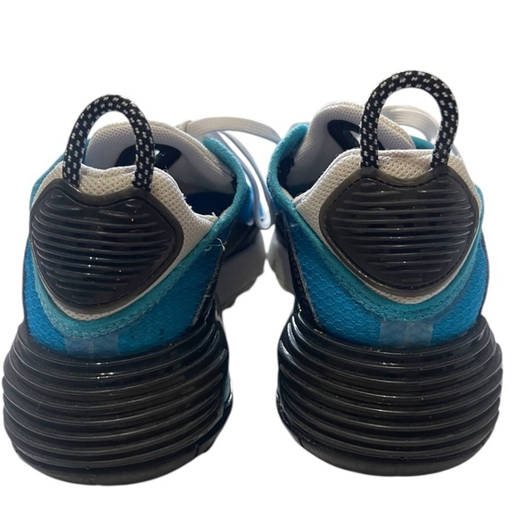 Nike Air Max 2090 Boys Size 4 Youth Sneakers - Picture 8 of 11